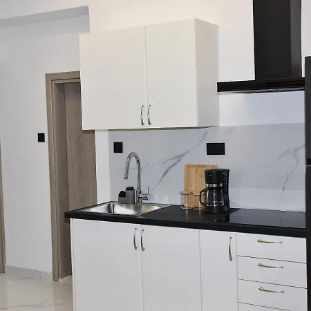 Luxury Apartment, 3 Bedrooms 3 Baths, Chania Daire *