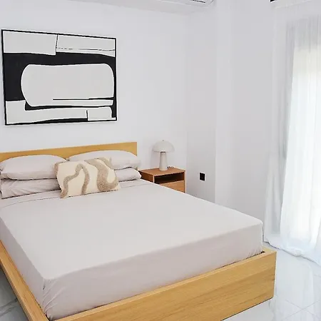 Luxury Apartment, 3 Bedrooms 3 Baths, Chania Daire *